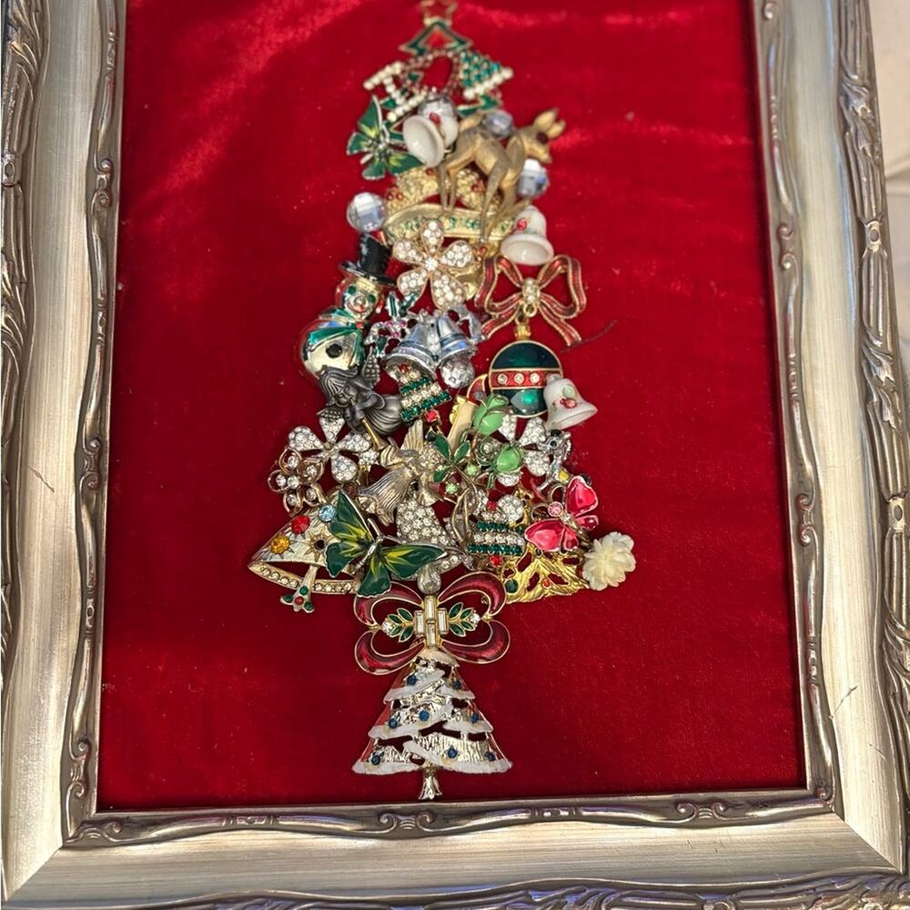 Framed Xmas Tree Collage Vintage Brooches